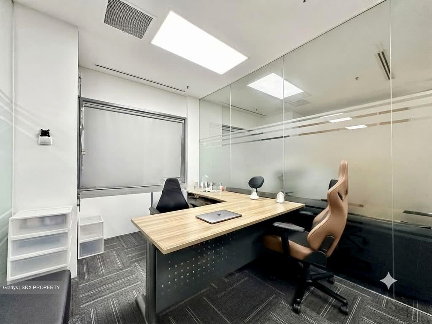 Suntec City (D1), Office #581149181